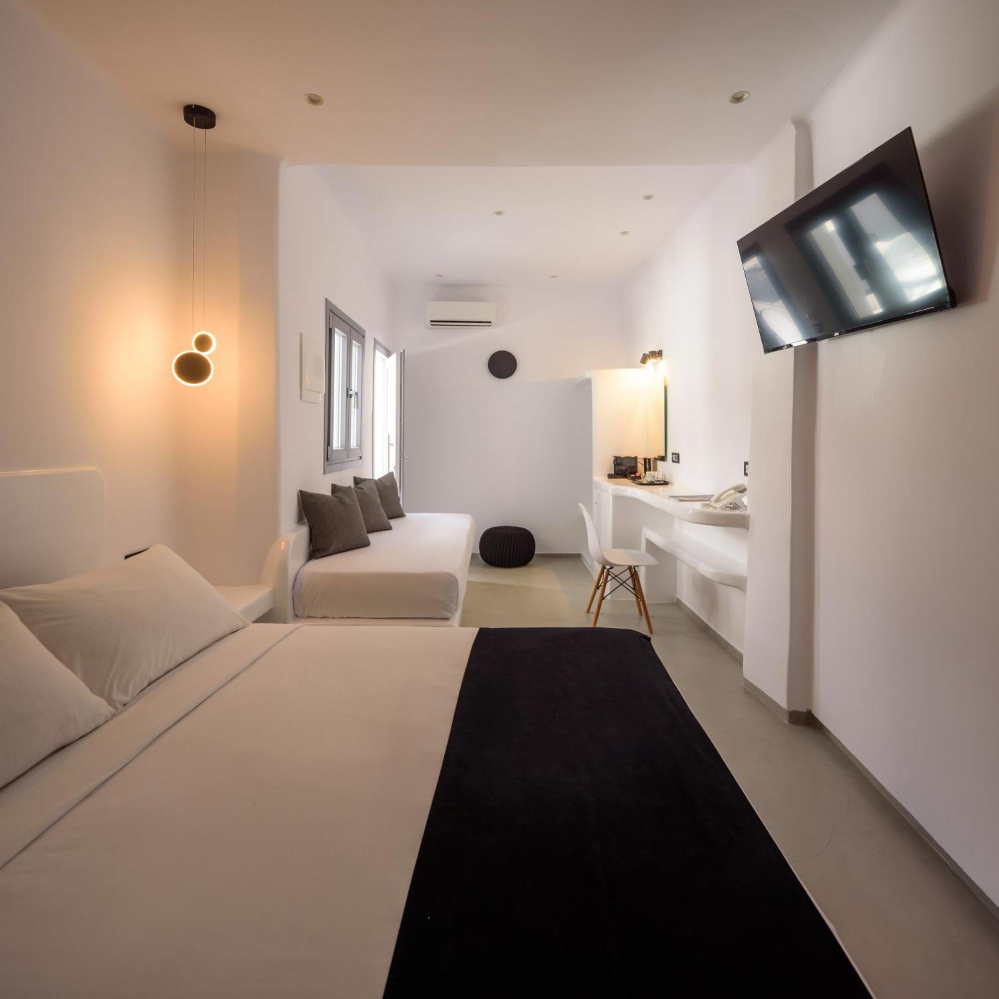 Tataki Family Hotel Fira  Eksteriør bilde